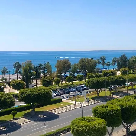 Cende Court 2 Bedroom - Sea Views * Лимасол