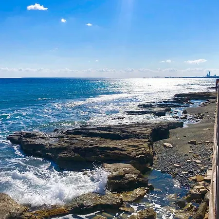 Cende Court 2 Bedroom - Sea Views Лимасол