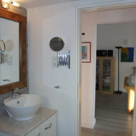 Апартаменты Cende Court 2 Bedroom - Sea Views *